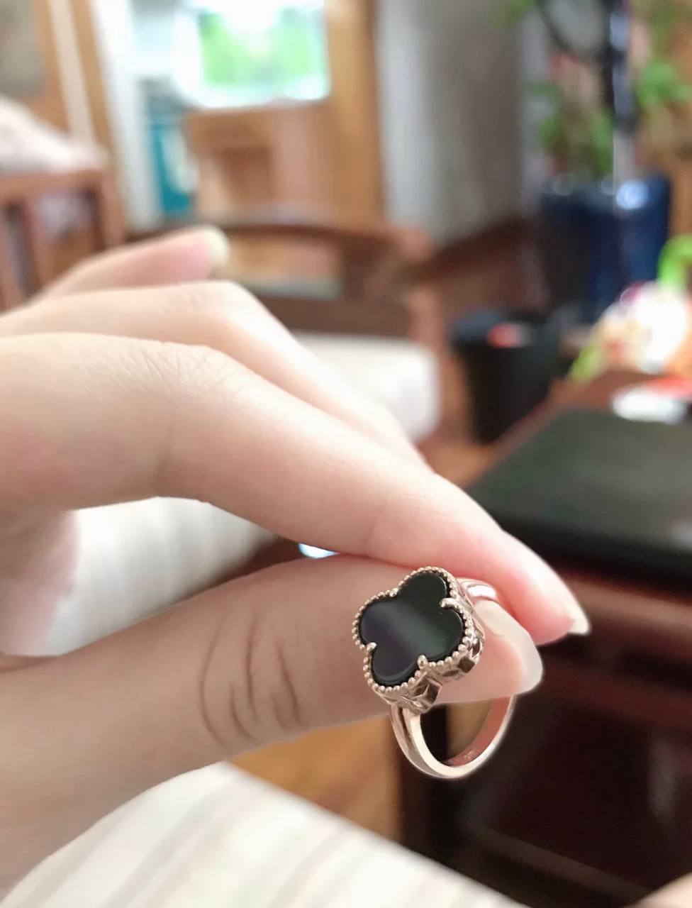 Van Cleef & Arpels Vintage Alhambra 项链