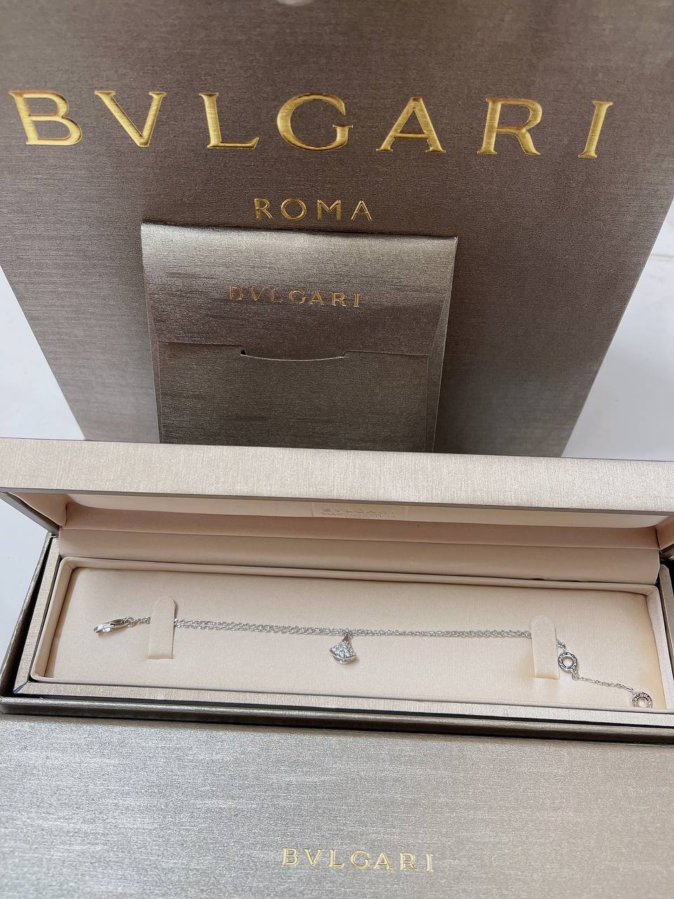 Chanel Chanel N°5 手镯/手链 | MzJewel