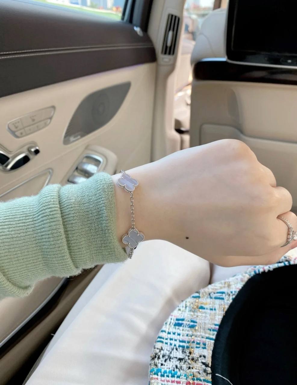 Dior Dior Rose des Vents 耳环 | MzJewel